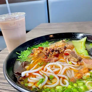 Spicy Beef Brisket Rice Noodle x milk tea