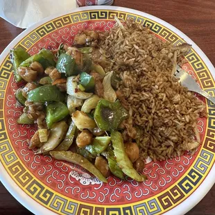 Hunan chicken lunch special