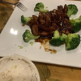 Vegetarian sa-cha beef (Vegan)