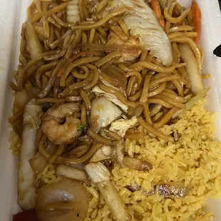 Shrimp lomein