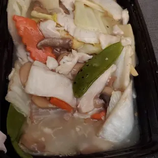 Chicken moo goo gai pan   This dish did not contain enough white meat chicken and most importantly, it contained about 90% bokchoy.