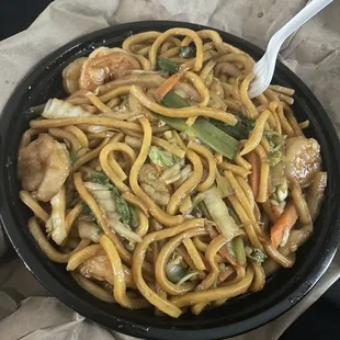 Shrimp lo mein