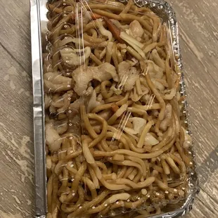 Chicken Pork Chicken Or Veg . Lo Mein  Large Takeout  Per my review, the takeout here is