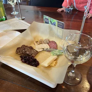 Sadly, the "Cheese and Meat Bored" was of such quality that I focused on food and drink, as opposed to photos.