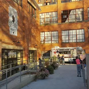 Mother Stuart's Brewing Company, Springfield