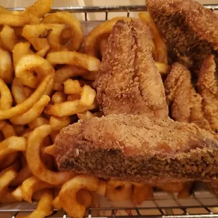 Fried Red Snapper w/Cajun Fries