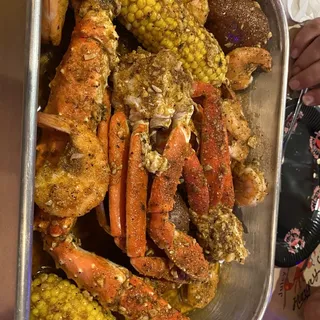 1/2 Lb Snow Crab Legs