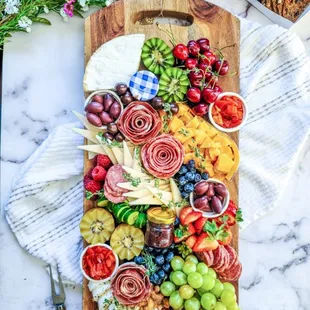 10 person Grazing board