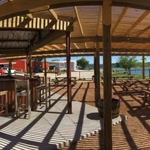 Stay cool in the shade with an ice draft beer.