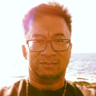Jayvee V.