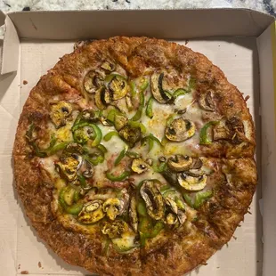 Mushrooms * green pepper * Cajun crust