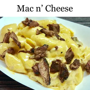 a plate of macaroni and cheese