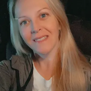 Leanne B.