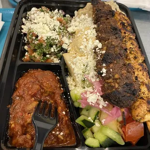 Same thing plus some hummus sides. The pita was great too