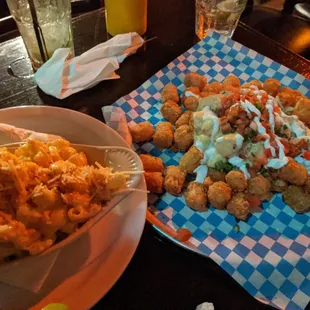 Totchos and Mac and Cheese