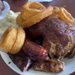 Chicken, Spicy Link, Brisket, Ribs