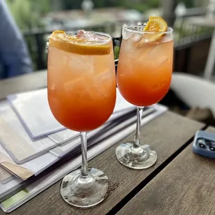 Grapefruit spritz.