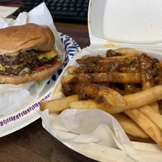 French Fries with Chili and Cheddar