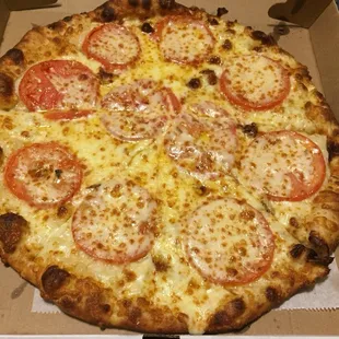 Medium White Pizza