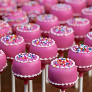 Mini Birthday Cake Pops