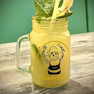 Pineapple Stinger