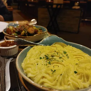 Garlic Mashed potatoes with parsnip