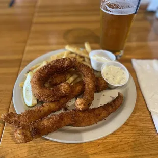Breaded catfish and fries, and a tall glass of Gumball Head beer (IPA)