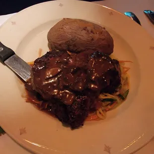 Filet Mignon, vegetable medley, &amp; baked potatoe.