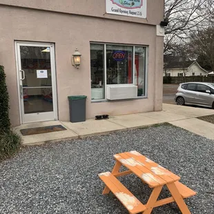 a picnic table outside