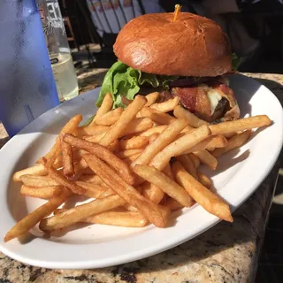 Spicy Blonde Onion Burger