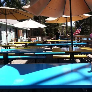 Early morning eating!