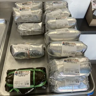 Small market with items to get quickly in addition to the restaurant food