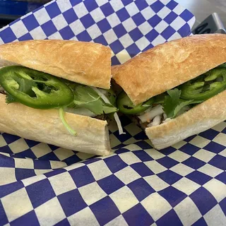 B5. BBQ Pork Bahn Mi