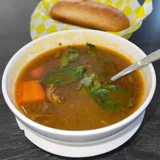 S41. Beef Stew with French Bread