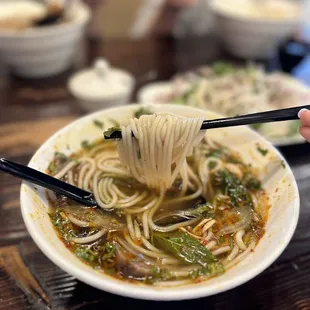 bun hue huong sen / ig: @joyyeats