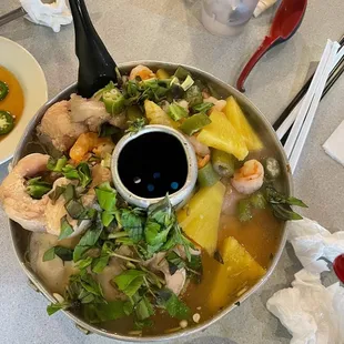 Fish and Shrimp in sour soup