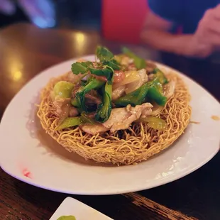 Stir Fried Noodles with Combination of Shrimp, Tofu, Egg, Bean Sprouts &amp; Leeks