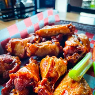 Hurrdat Sports Bar &amp; Grill