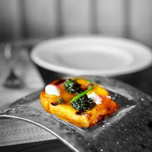 Caviar toast