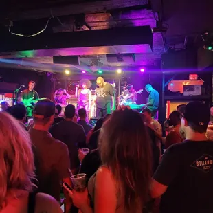 Hurricanes Sports Bar