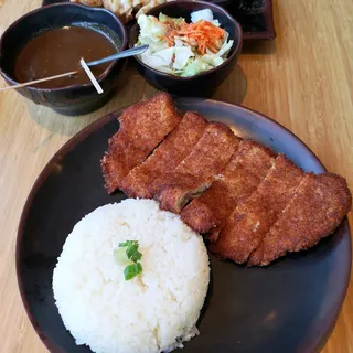 Tonkatsu (Pork Cutlet) Curry