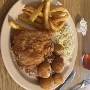 1. BBQ and Chicken Combo Plate - good stuff here!