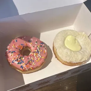 Homer and banana pie donut