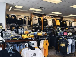 Rally House Metro Crossing