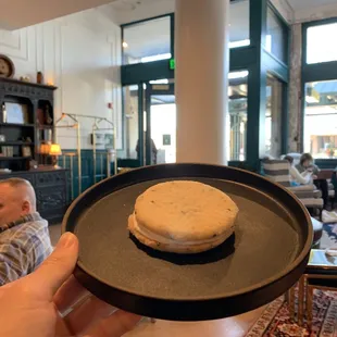 Lemon sesame shortbread sandwich