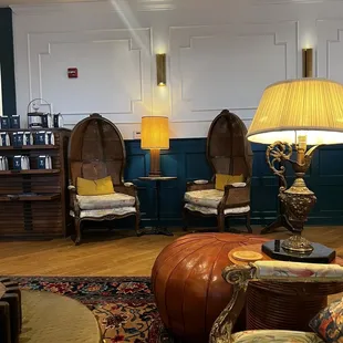 this style is perfect for the space