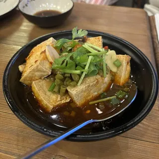 Stinky tofu