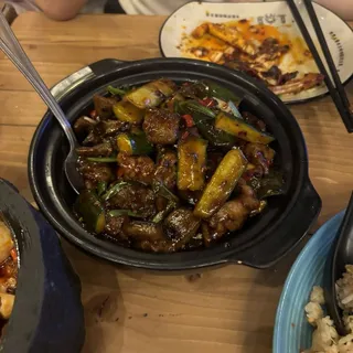 Flavour eel pot