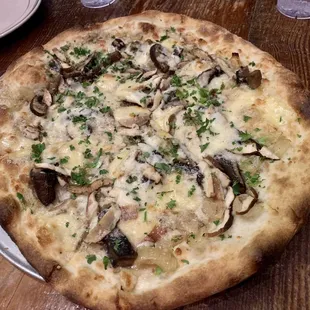 Cremini and Mushrooms Pizza