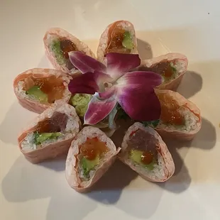 8 Pieces Rainbow Roll